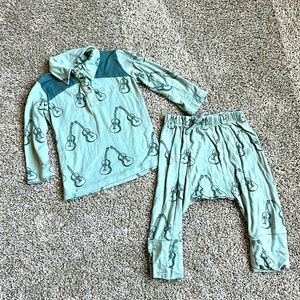 Kate Quinn Western Guitar Outfit